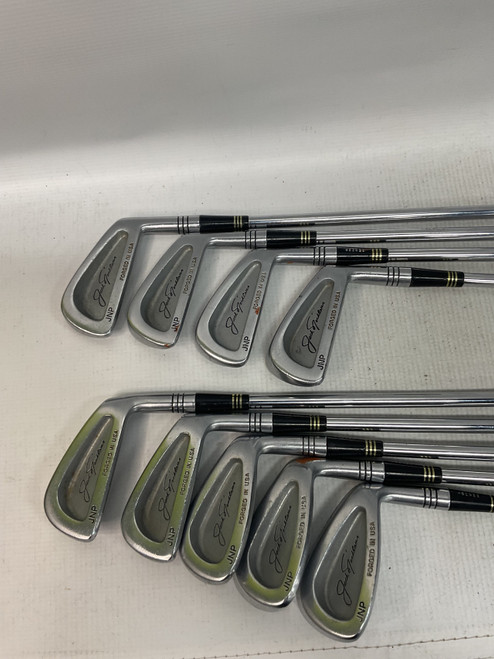 Vist Large View of Product Image Which is Used MacGregor JACK NICKLAUS Mens Iron Set RH 2I-PW