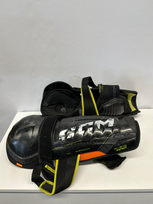 Vist Large View of Product Image Which is Used CCM XF  TAPE GROOVE Senior Shin Guards Black 17"