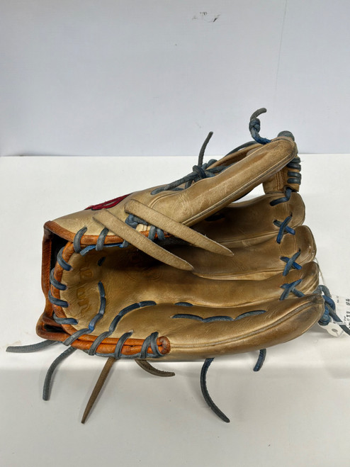 Vist Large View of Product Image Which is Used Wilson 1787 BB/SB Glove RH Throw Brown 11 3/4"