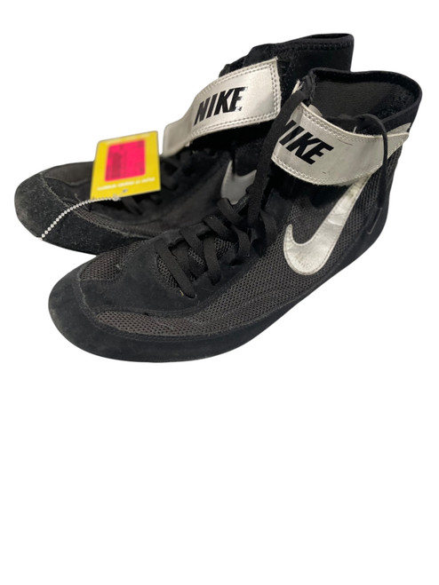 Vist Large View of Product Image Which is Used Nike Wrestling Shoes Black Senior 9
