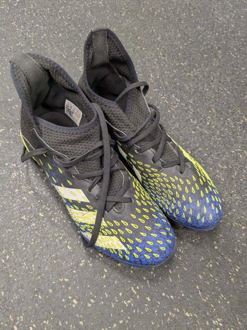 Vist Large View of Product Image Which is Used Adidas Soccer Cleats Black Junior 03.5