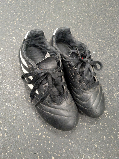 Vist Large View of Product Image Which is Used Adidas Soccer Cleats Black Youth 12.0