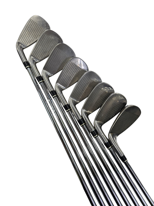 Vist Large View of Product Image Which is Used Wilson DI11 Mens Iron Set RH 4I-GW/AW
