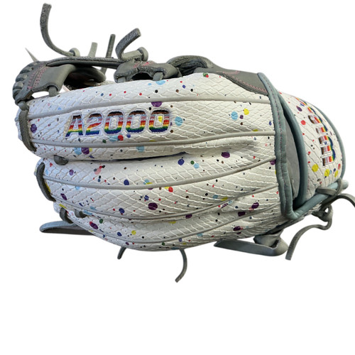 Vist Large View of Product Image Which is Used WILSON A2000 PRIDE EDITION 11.75IN GLOVE BB/SB Glove RH Throw White 11 3/4"