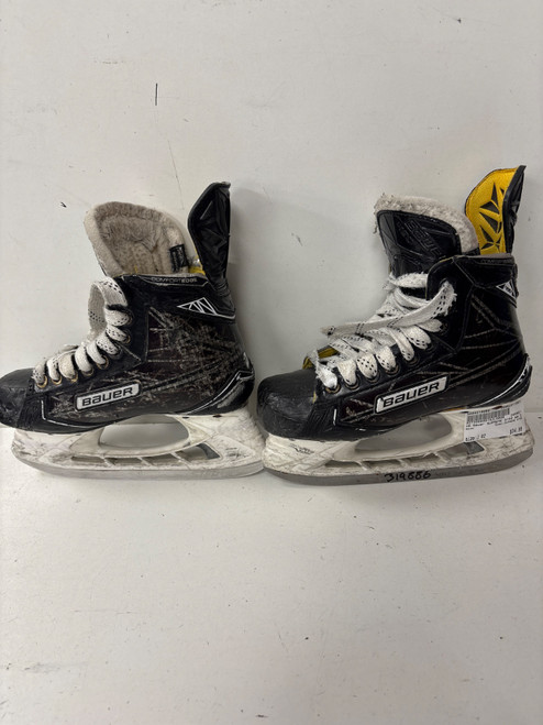 Vist Large View of Product Image Which is Used Bauer SUPREME S190 Junior Hockey Skate Junior 02