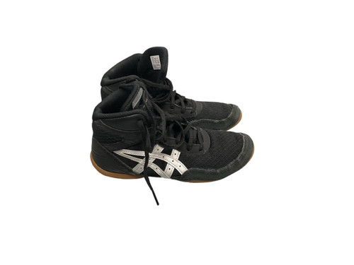 Vist Large View of Product Image Which is Used Asics Wrestling Shoes Black Junior 03