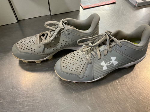 Vist Large View of Product Image Which is Used Under Armour LEADOFF BB/SB Cleats Grey Senior 8
