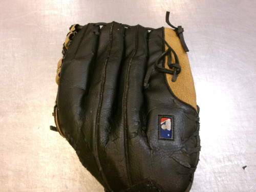 Vist Large View of Product Image Which is Used Wilson A360 BB/SB Glove LH Throw Brown 12 1/2"