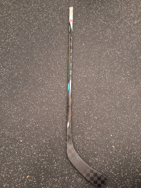 Vist Large View of Product Image Which is Used Bauer NEXUS TRACER Junior One Pce Right Grip 40 Flex