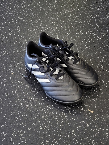 Vist Large View of Product Image Which is Used Adidas Soccer Turf Shoes Black Senior 7.5