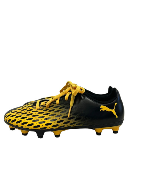Vist Large View of Product Image Which is Used Puma Spirit III Jr 3 Soccer Cleats