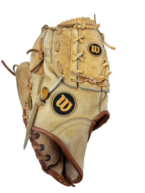 Vist Large View of Product Image Which is Used Wilson PRO SPECIAL BB/SB Glove LH Throw Tan 12"