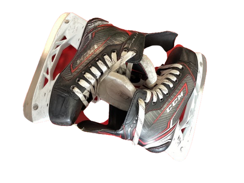 Vist Large View of Product Image Which is Used CCM FT360 Junior Hockey Skate Junior 03
