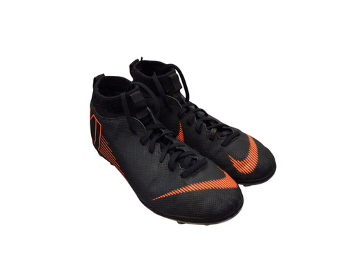 Vist Large View of Product Image Which is Used Nike Soccer Cleats Black Senior 5.5