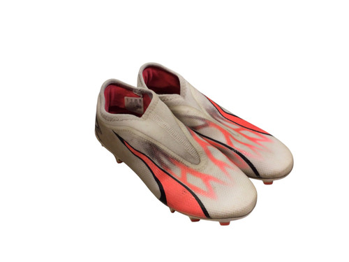 Vist Large View of Product Image Which is Used Puma 107514-01 Soccer Cleats White Junior 02