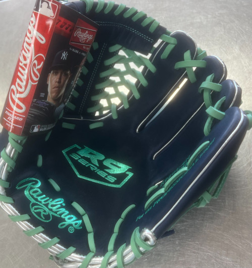 Vist Large View of Product Image Which is New Rawlings R9 11.75 blue