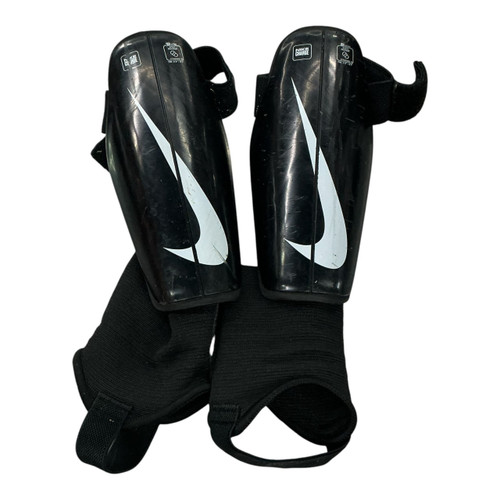 Vist Large View of Product Image Which is Used Nike CHARGE Soccer Shin Guards Youth Black MD
