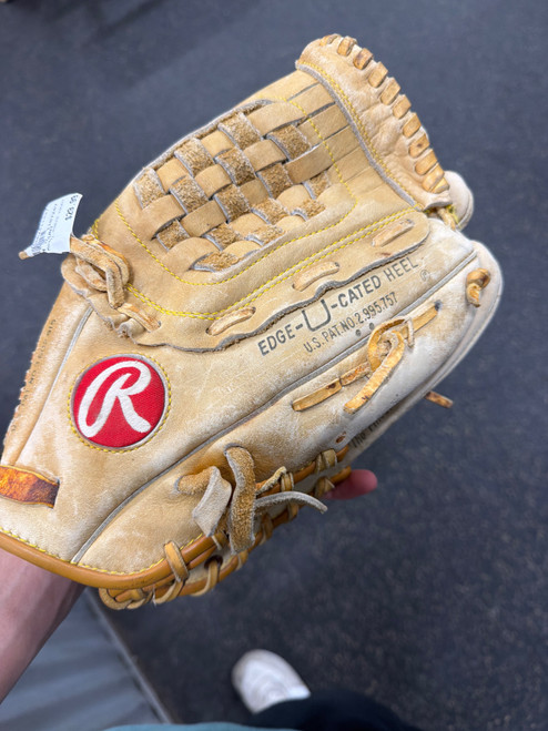 Vist Large View of Product Image Which is Used Rawlings ROBIN YOUNT BB/SB Glove RH Throw Tan 11 3/4"