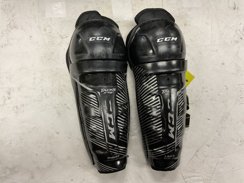 Vist Large View of Product Image Which is Used CCM TACKS 9550 Junior Shin Guards Black And Grey 10"