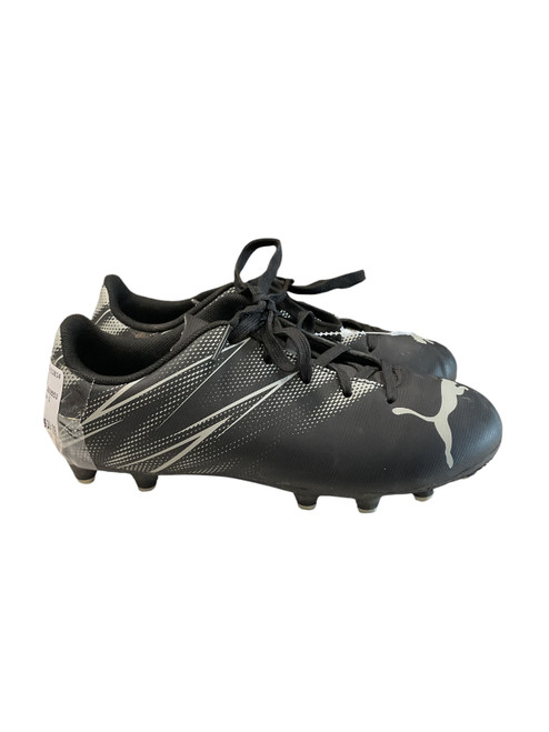Vist Large View of Product Image Which is Used Puma Soccer Cleats Black And Grey Junior 01