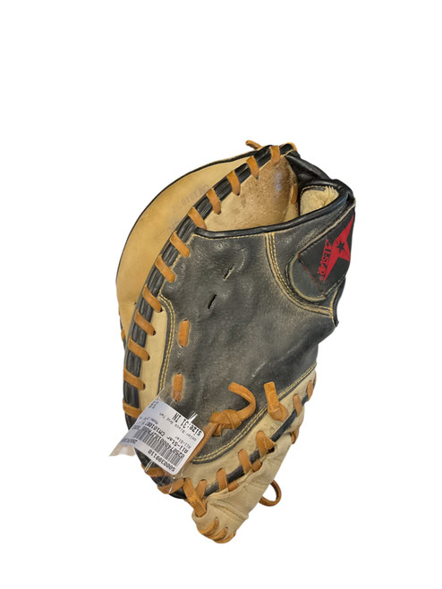Vist Large View of Product Image Which is Used All-Star CM1010BT YTH BB/SB Catchers RH Throw Black And Tan 31"