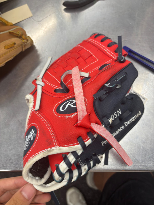Vist Large View of Product Image Which is Used Rawlings PL90SN BB/SB Glove T-ball Red 9"