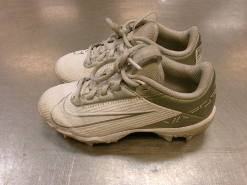 Vist Large View of Product Image Which is Used Nike VAPOR BB/SB Cleats White Junior 01