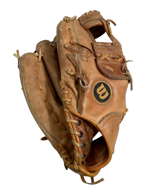 Vist Large View of Product Image Which is Used Wilson A9822 Baseball/Softball Glove Left Hand Throw Brown 13"