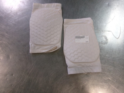 Vist Large View of Product Image Which is Used VB Knee Pads White