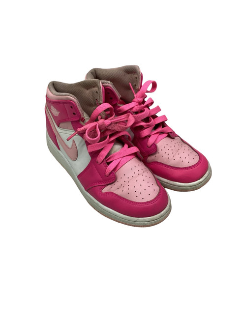 Vist Large View of Product Image Which is Used Nike JORDAN 1 HIGH Basketball Shoes W Pink And White Youth 06.5