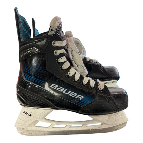 Vist Large View of Product Image Which is Used Bauer X Senior Hockey Skate Senior 5.5