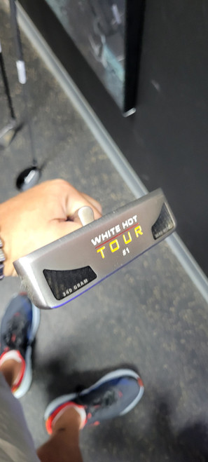 Vist Large View of Product Image Which is Used Odyssey WHITE HOT TOUR 1 Mens Putter RH