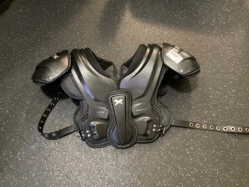 Vist Large View of Product Image Which is Used Xenith VELOCITY JUNIOR FB Shoulder Pads Black LG