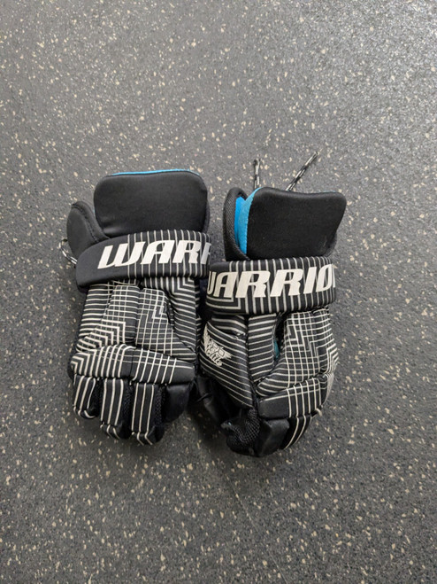 Vist Large View of Product Image Which is Used Warrior TEMPO ELITE Lacrosse Gloves Junior Black XS