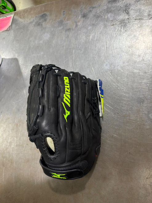 Vist Large View of Product Image Which is Used Mizuno MVP PRIME BB/SB Glove LH Throw Black 12 1/4"