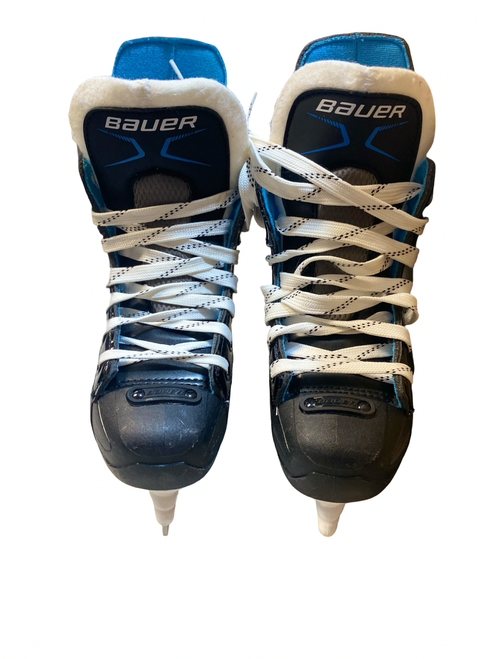 Vist Large View of Product Image Which is Used Bauer XLP Youth Hockey Skate Youth 13.0