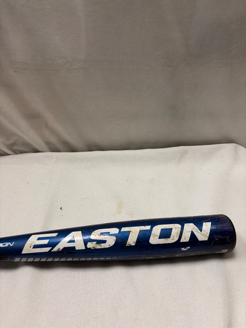 Vist Large View of Product Image Which is Used Easton TYPHOON BB/SB High School -3 Bat 33"