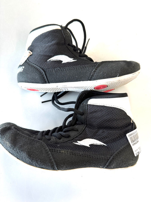 Vist Large View of Product Image Which is Used HONGGANG Wrestling Shoes Black Junior 01.5