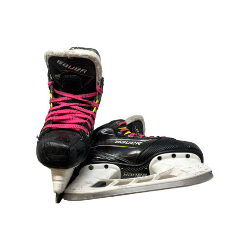 Vist Large View of Product Image Which is Used Bauer SUPREME Junior Hockey Skate Junior 03.5