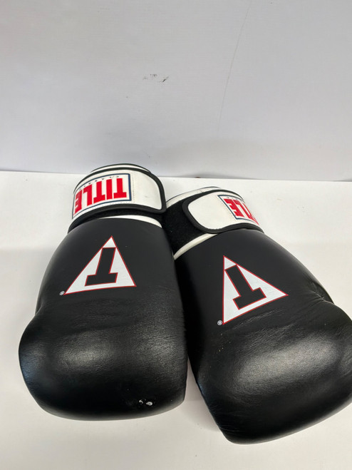 Vist Large View of Product Image Which is Used Title Boxing Boxing Gloves Black XL