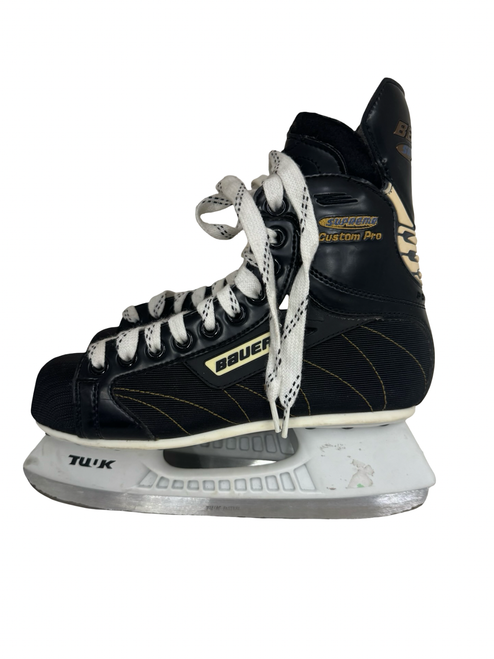 Vist Large View of Product Image Which is Used Bauer SUPREME CUSTOM PRO Junior Hockey Skate Junior 05