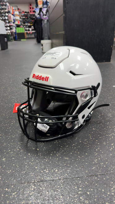 Vist Large View of Product Image Which is Used Riddell SPEED FLEX FB Helmet White MD