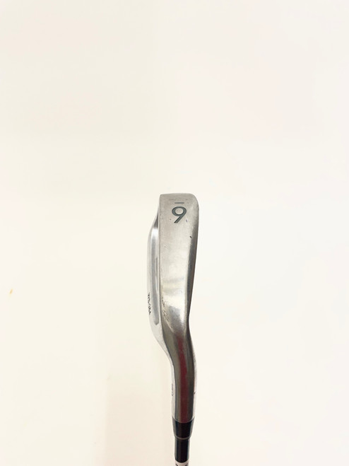 Vist Large View of Product Image Which is Used Wilson AVIATOR Mens Individual Iron RH 6 Iron