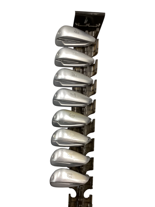 Vist Large View of Product Image Which is Used Ping G700 Mens Iron Set RH 4I-GW/AW