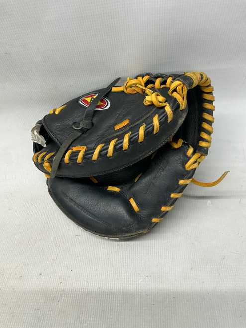Vist Large View of Product Image Which is Used Easton BLACK MAGIC BMX BB/SB Catchers RH Throw Black 32"