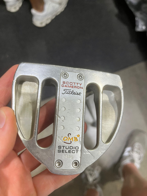 Vist Large View of Product Image Which is Used Scotty Cameron STUDIO SELECT KOMBI Mens Putter RH