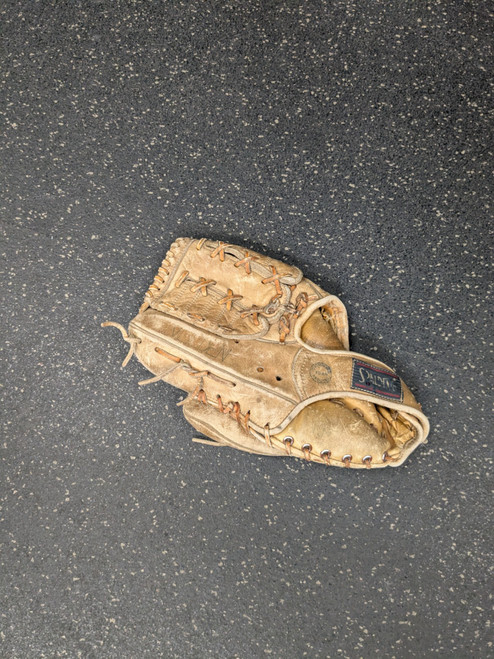 Vist Large View of Product Image Which is Used BASEBALL GLOVE BB/SB Glove RH Throw None 10"