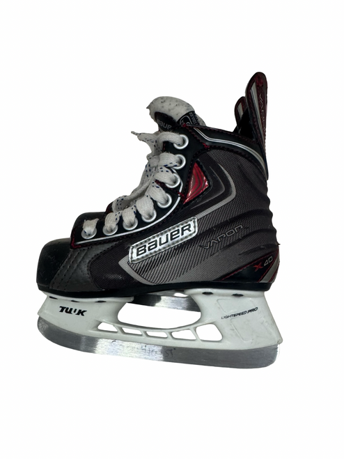 Vist Large View of Product Image Which is Used Bauer VAPOR X40 Youth Hockey Skate Youth 10.0
