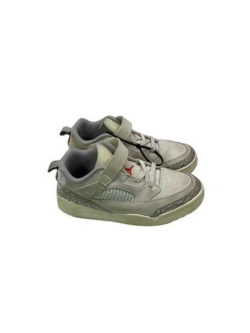 Vist Large View of Product Image Which is Used Jordan SPIZIKE LOW WHITE NEUTRAL GREY Basketball Shoes Y Grey Junior 03