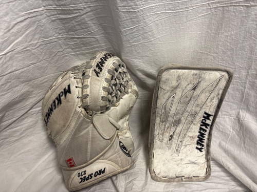 Vist Large View of Product Image Which is Used MCKENNEY Junior Goalie Blocker White